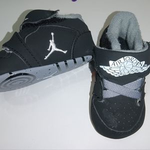 Baby boys Jordans 1c